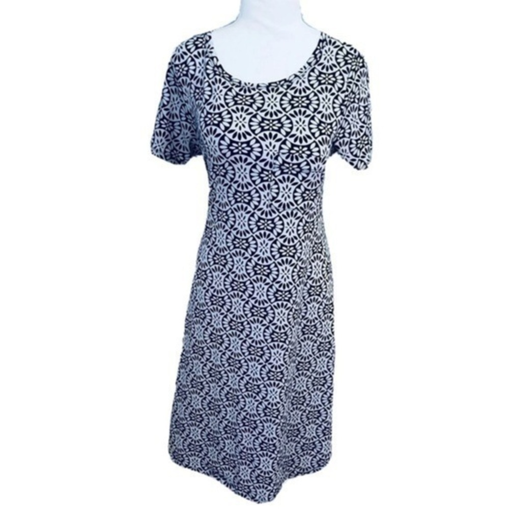 Lularoe Floral Flower Print Carly Dress Swing Loose Fit Comfy Stretch Pockets